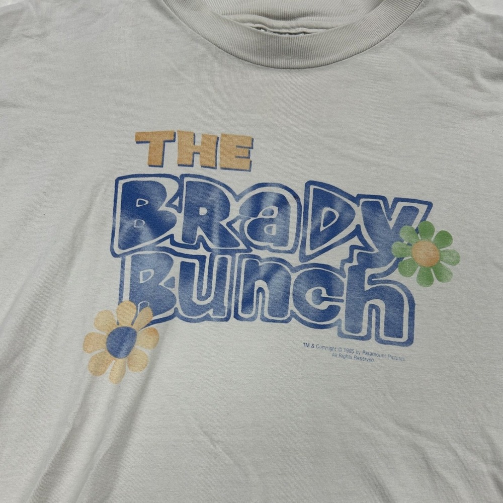 Hanes The Brady Bunch T-Shirt Mens XL Cream 90s Vintage Theme Song Graphic Tee
